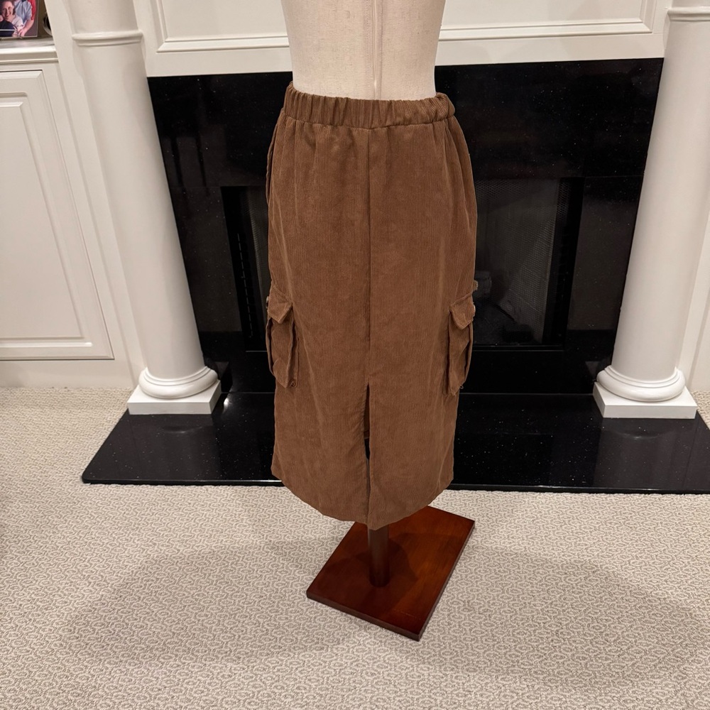 Little Lies Mocha Corduroy Cargo Skirt | Size Small | NWT - Picture 6 of 12